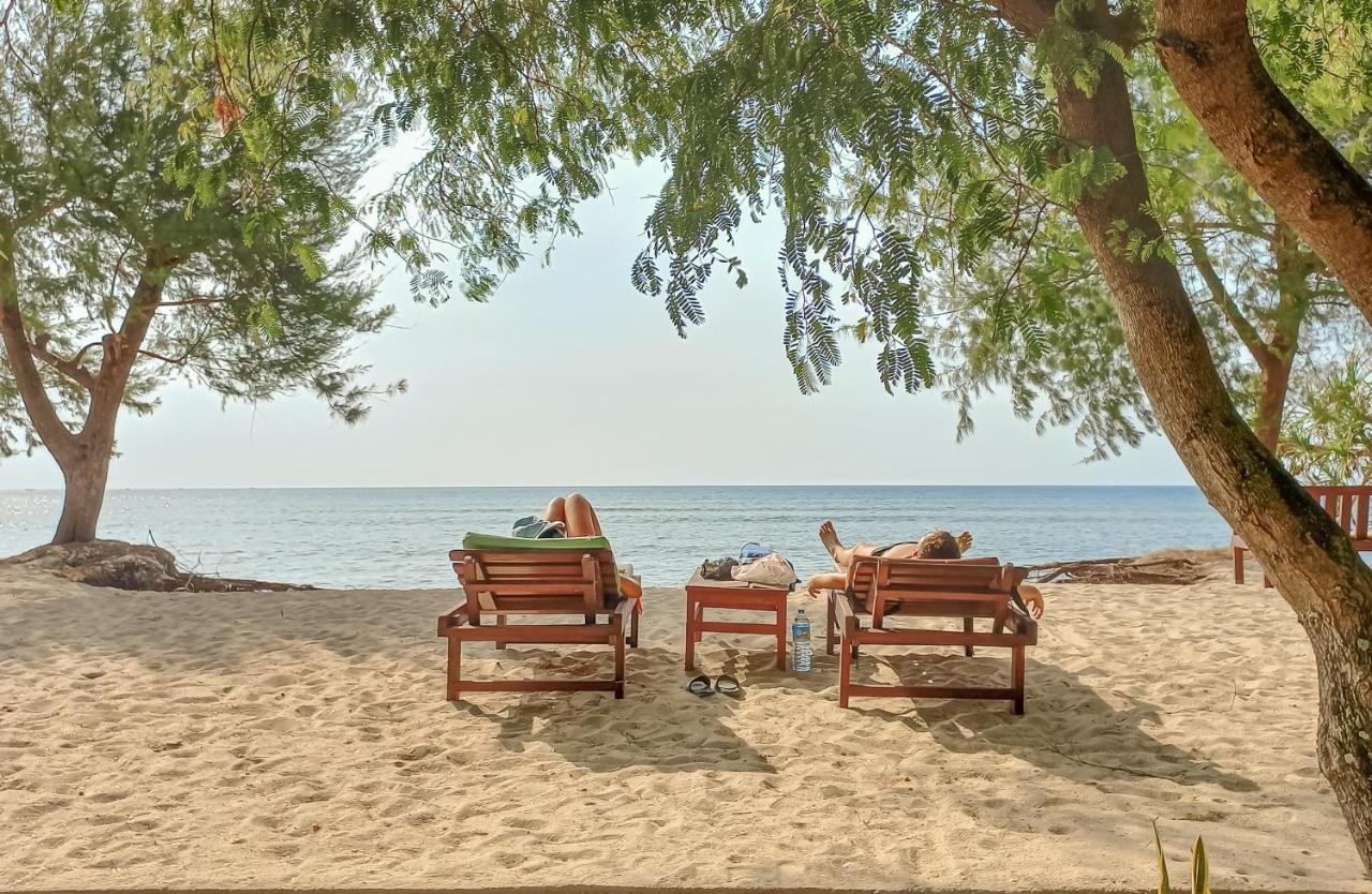 Nusa Indah Bungalows Gili Air Ngoại thất bức ảnh