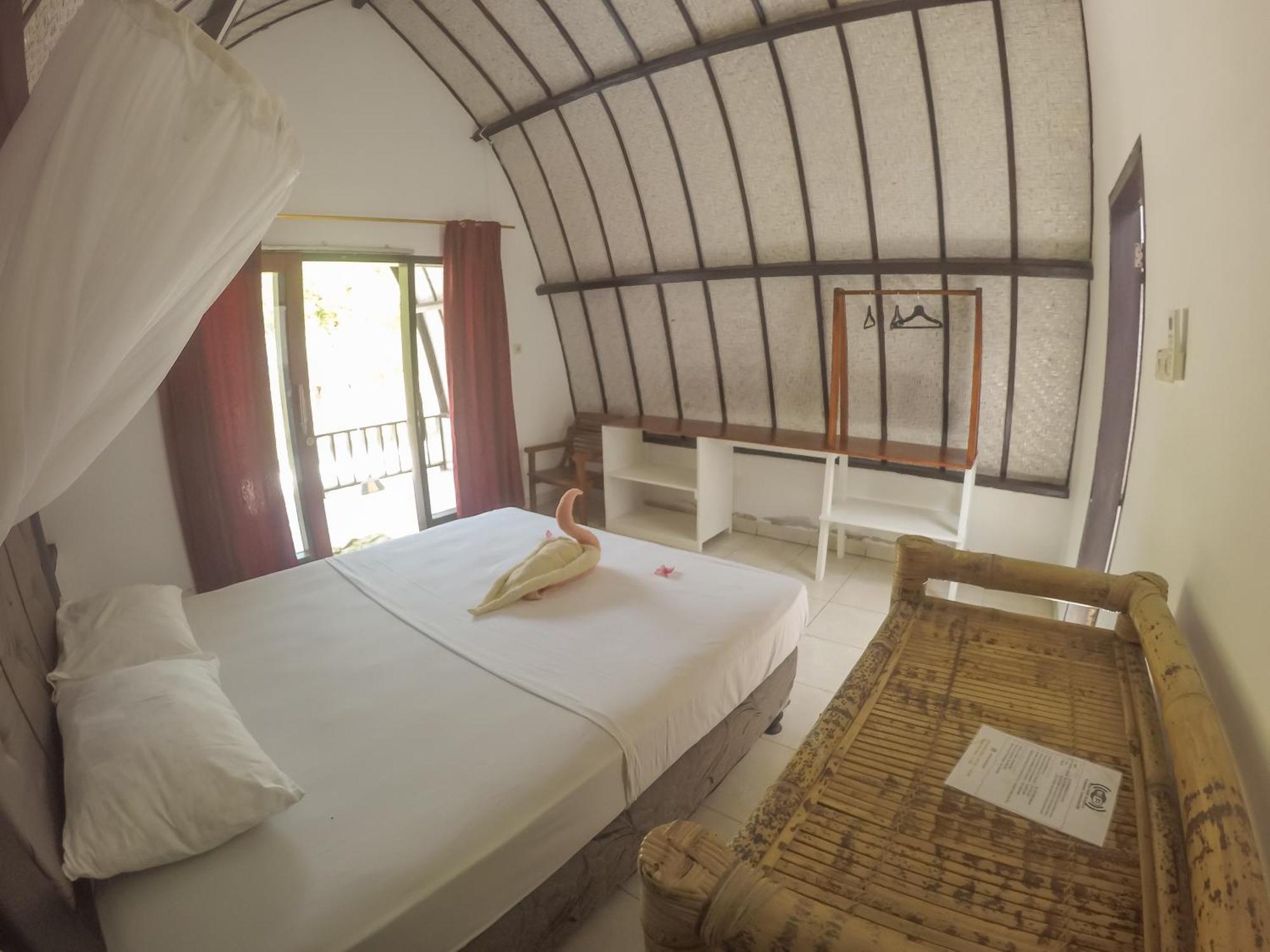 Nusa Indah Bungalows Gili Air Phòng bức ảnh