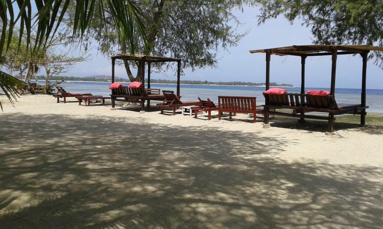 Nusa Indah Bungalows Gili Air Ngoại thất bức ảnh